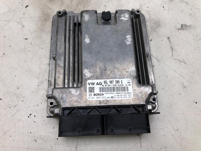 Used Engine management computer Volkswagen Crafter (SY) 2.0 TDI FWD Price € 313,95 Margin scheme offered by Wessel Parts & Service B.V.
