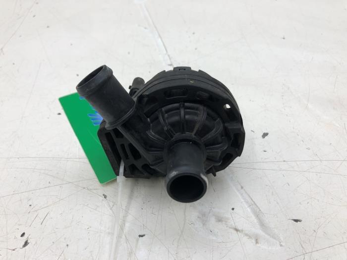 Begagnade Vattenpump Volkswagen Crafter (SY) 2.0 TDI FWD Pris € 82,95 Marginaltabell erbjuds av Wessel Parts & Service B.V.