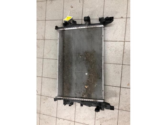 Gebrauchte Kühler Jeep Compass II (MP) 2.0 Multijet II 170 16V 4x4 Preis € 156,45 Margenregelung angeboten von Wessel Parts & Service B.V.