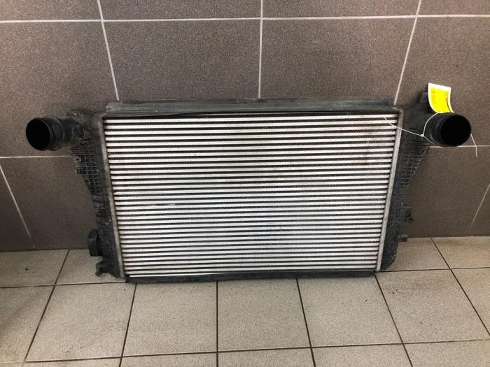 Usados Intercooler Skoda Yeti (5LAC) 2.0 TDI 16V Precio € 93,45 Norma de margen ofrecido por Wessel Parts & Service B.V.