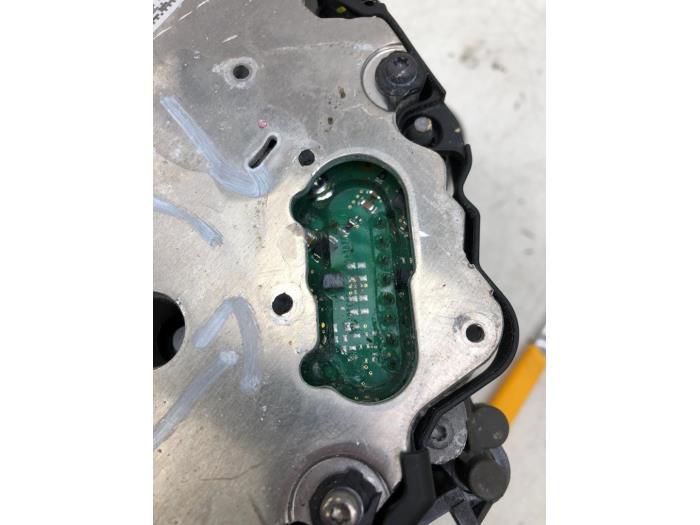 Gebrauchte Dynamo Kia Sportage (NQ5E) 1.6 T-GDi MHEV 16V AWD Preis auf Anfrage angeboten von Wessel Parts & Service B.V.