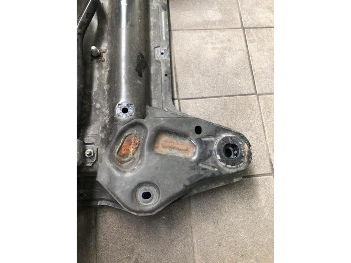 Usagé Faux châssis Opel Mokka 1.2 Turbo 12V Prix € 236,25 Règlement à la marge proposé par Wessel Parts & Service B.V.