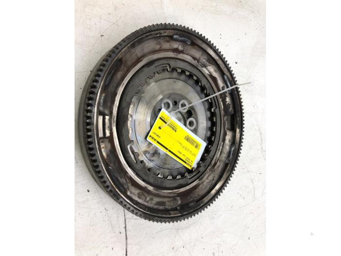 Used Flywheel Volkswagen Taigo 1.0 TSI 110 12V Price € 103,95 Margin scheme offered by Wessel Parts & Service B.V.