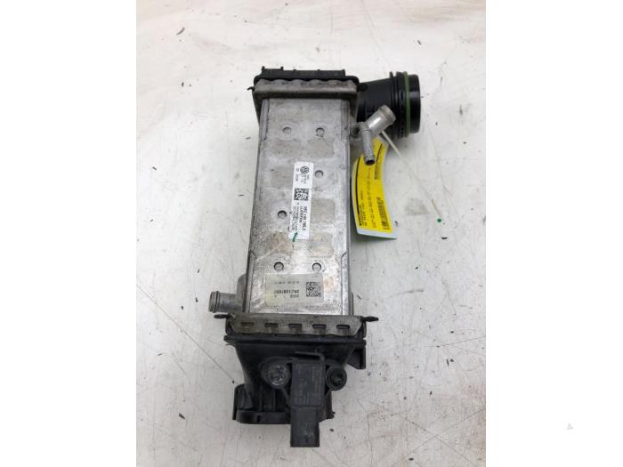 Usagé Echangeur air (Intercooler) Volkswagen Taigo 1.0 TSI 110 12V Prix € 103,95 Règlement à la marge proposé par Wessel Parts & Service B.V.