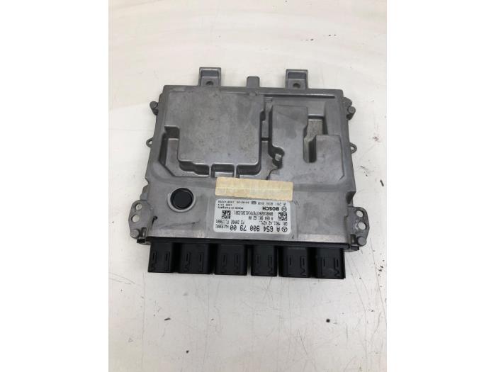 Used Engine management computer Mercedes E (W213) E-200d 1.6 Turbo 16V Price € 313,95 Margin scheme offered by Wessel Parts & Service B.V.