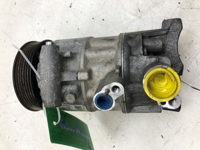 Usagé Compresseur de clim Seat Leon ST (5FF) 1.4 TSI ACT 16V Prix € 72,45 Règlement à la marge proposé par Wessel Parts & Service B.V.