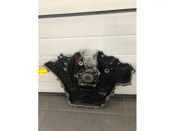 Usagé Couvercle de distribution Opel Insignia Sports Tourer 2.8 V6 Turbo 24V 4x4 Ecotec Prix € 313,95 Règlement à la marge proposé par Wessel Parts & Service B.V.