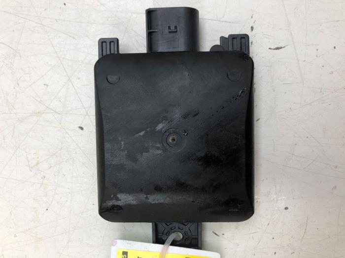 Begagnade Radarsensor Audi Q4 Sportback (4FN) 40 e-tron 77 kWh Pris € 313,95 Marginaltabell erbjuds av Wessel Parts & Service B.V.