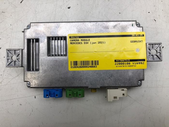 Gebrauchte Kamera Modul Mercedes EQV 300 Preis € 261,45 Margenregelung angeboten von Wessel Parts & Service B.V.