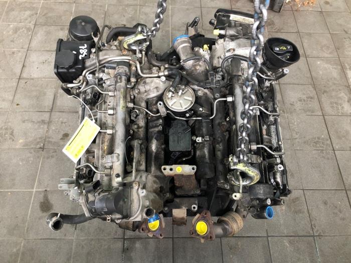 Used Engine Mercedes ML II (164/4JG) 3.0 ML-320 CDI 4-Matic V6 24V Price € 3.148,95 Margin scheme offered by Wessel Parts & Service B.V.