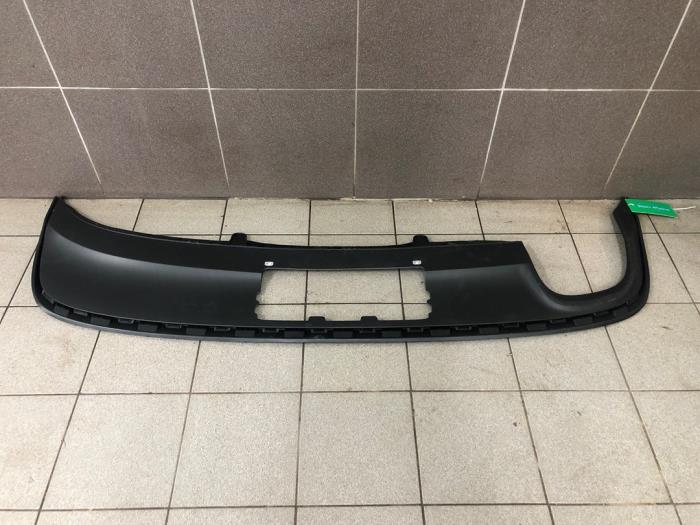 Begagnade Diffuser, bakre stötfångare Volkswagen Passat Pris € 61,95 Marginaltabell erbjuds av Wessel Parts & Service B.V.