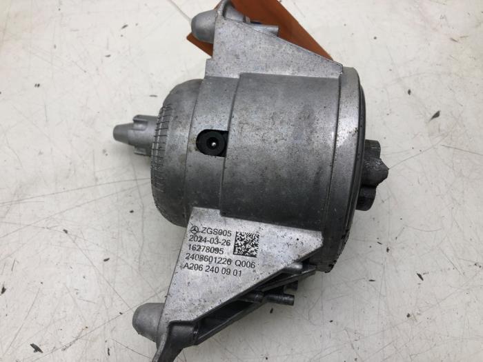 Gebrauchte Motorlager Mercedes C (W206) C-300 e 2.0 Turbo Preis € 51,45 Margenregelung angeboten von Wessel Parts & Service B.V.