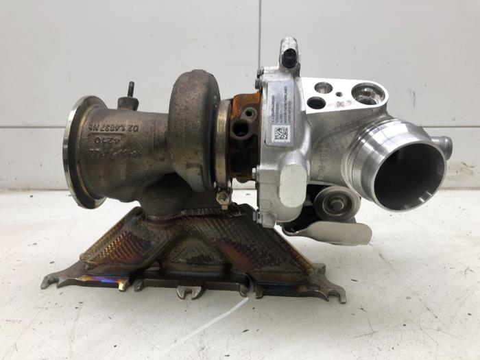 Gebrauchte Turbo Mercedes C (W206) C-300 e 2.0 Turbo Preis € 1.573,95 Margenregelung angeboten von Wessel Parts & Service B.V.