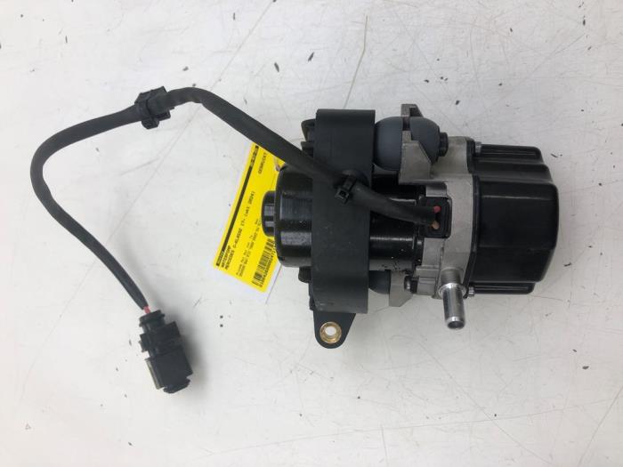 Begagnade Vattenpump Mercedes C (W206) C-300 e 2.0 Turbo Pris € 313,95 Marginaltabell erbjuds av Wessel Parts & Service B.V.