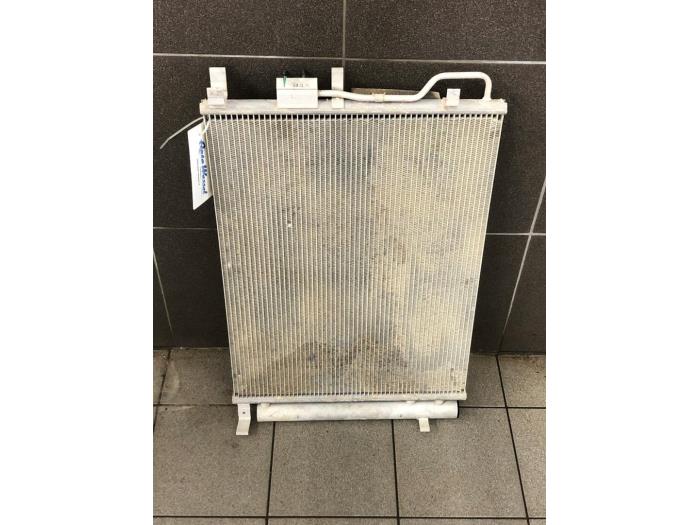 Usagé Radiateur clim Kia Sportage (QL) 1.6 CRDi 16V 116 Prix € 103,95 Règlement à la marge proposé par Wessel Parts & Service B.V.