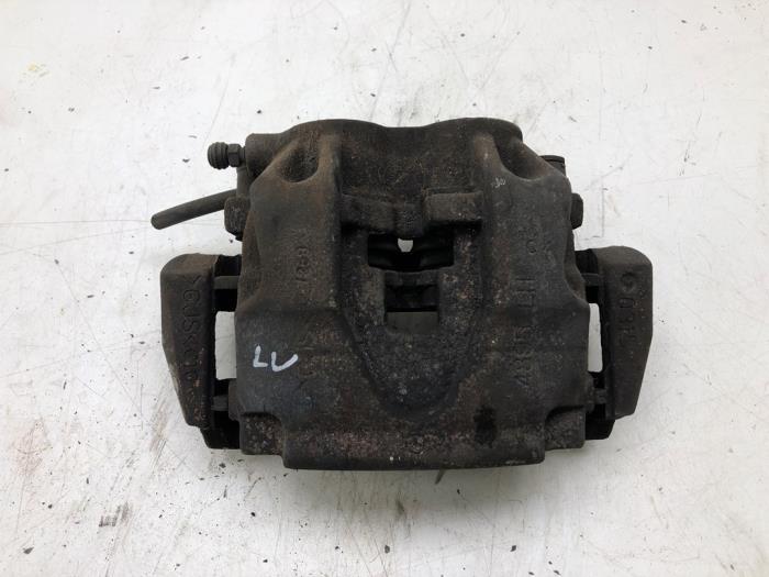 Gebrauchte Bremszange links vorne Mercedes GLE (W166) 350d 3.0 V6 24V BlueTEC 4-Matic Preis € 156,45 Margenregelung angeboten von Wessel Parts & Service B.V.