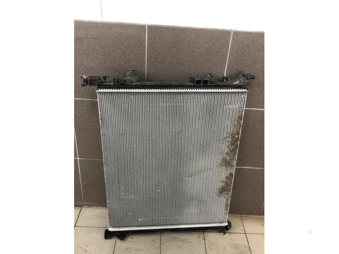 Usagé Radiateur Mercedes GLE (V167) 350 e 2.0 16V 4-Matic Prix € 261,45 Règlement à la marge proposé par Wessel Parts & Service B.V.