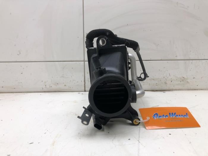 Usagé Intercooler Mercedes GLE (V167) 350 e 2.0 16V 4-Matic Prix € 51,45 Règlement à la marge proposé par Wessel Parts & Service B.V.