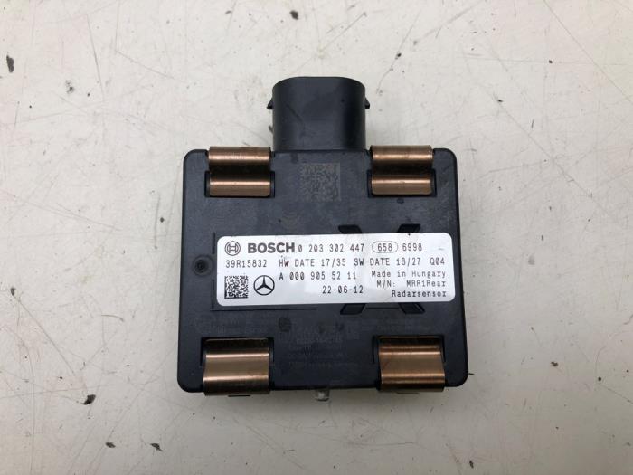 Begagnade Radarsensor Mercedes GLE (V167) 350 e 2.0 16V 4-Matic Pris € 208,95 Marginaltabell erbjuds av Wessel Parts & Service B.V.