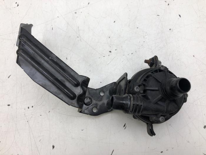 Begagnade Vattenpump Mercedes GLE (V167) 350 e 2.0 16V 4-Matic Pris € 51,45 Marginaltabell erbjuds av Wessel Parts & Service B.V.
