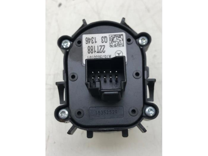 Używane Przelacznik Start/Stop Mercedes GLE (V167) 350 e 2.0 16V 4-Matic Cena € 51,45 Procedura marży oferowane przez Wessel Parts & Service B.V.