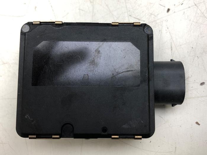 Begagnade Radarsensor Mercedes GLE (V167) 350 e 2.0 16V 4-Matic Pris € 208,95 Marginaltabell erbjuds av Wessel Parts & Service B.V.