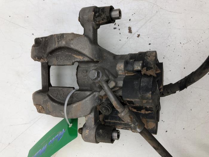 Gebrauchte Bremszange links hinten Audi Q3 Sportback (F3N) 2.0 35 TDI 16V Preis € 72,45 Margenregelung angeboten von Wessel Parts & Service B.V.