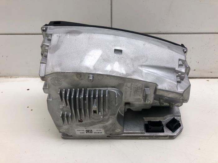 Gebrauchte Frontscheibenanzeige Audi A6 Avant (C8) 3.0 V6 24V 55 TFSI Mild Hybrid Quattro Preis € 891,45 Margenregelung angeboten von Wessel Parts & Service B.V.