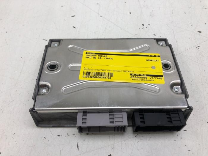 Używane Modul gateway Audi A6 Avant (C8) 3.0 V6 24V 55 TFSI Mild Hybrid Quattro Cena € 261,45 Procedura marży oferowane przez Wessel Parts & Service B.V.