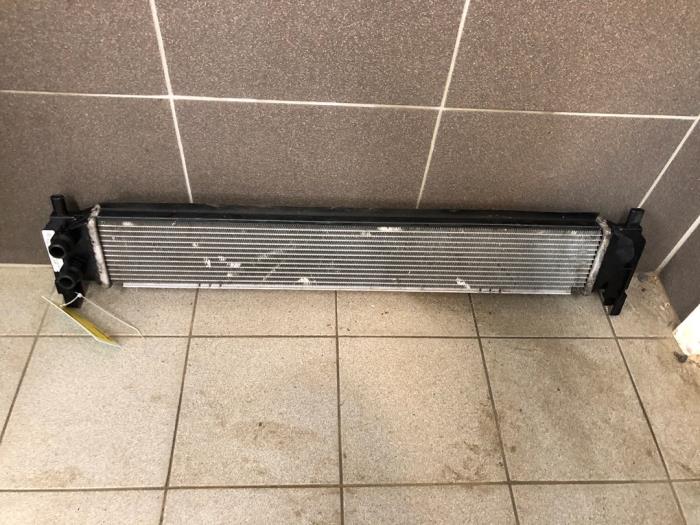Usagé Radiateur d'eau Volkswagen Golf VII (AUA) 1.2 TSI 16V Prix € 40,95 Règlement à la marge proposé par Wessel Parts & Service B.V.