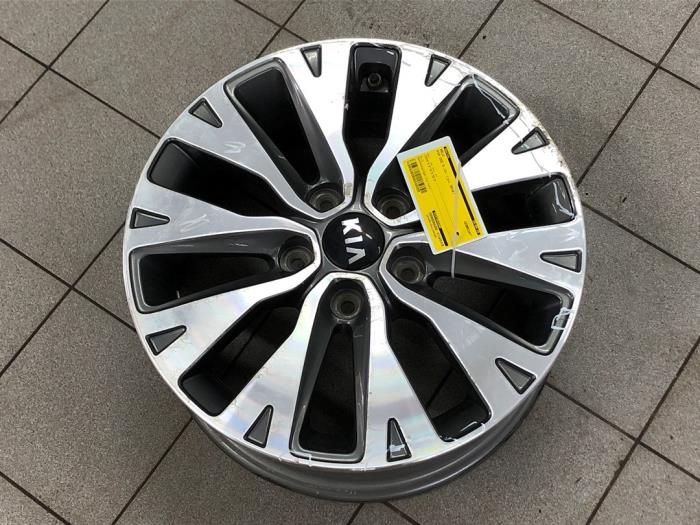 Używane Obrecz Kia Cee'd (JDB5) 1.4 CRDi 16V Cena € 103,95 Procedura marży oferowane przez Wessel Parts & Service B.V.