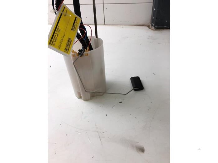 Gebrauchte Kraftstoffpumpe Elektrisch Fiat Ducato (250) 2.2 D 140 Multijet 3 Preis € 208,95 Margenregelung angeboten von Wessel Parts & Service B.V.