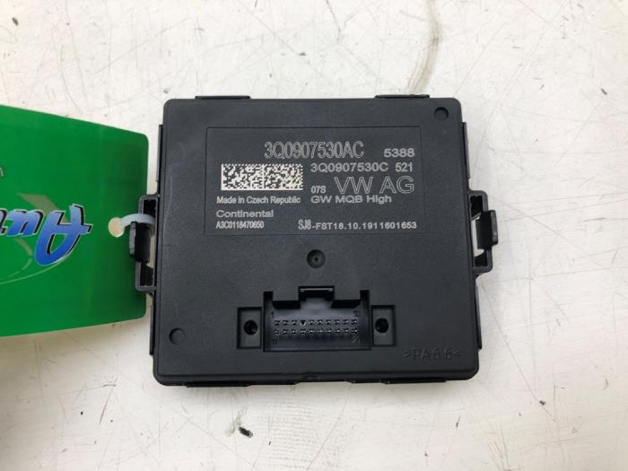 Używane Modul gateway Skoda Superb Combi (3V5) 1.5 TSI Evo 16V Cena € 51,45 Procedura marży oferowane przez Wessel Parts & Service B.V.
