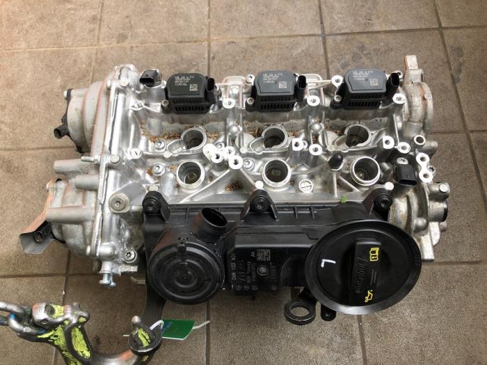 Usagé Culasse Audi A6 Avant (C8) 3.0 V6 24V 55 TFSI Mild Hybrid Quattro Prix € 1.048,95 Règlement à la marge proposé par Wessel Parts & Service B.V.