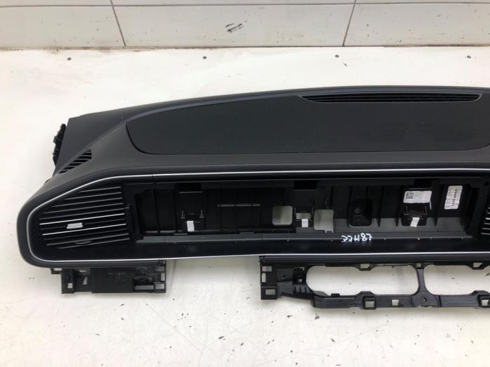 Używane Panel Mercedes GLE (V167) 350de 2.0 Turbo 16V 4-Matic Cena € 838,95 Procedura marży oferowane przez Wessel Parts & Service B.V.