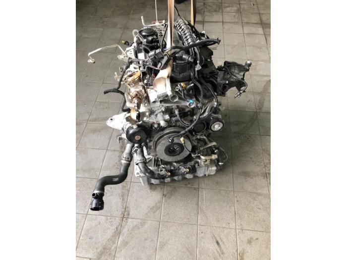 Używane Silnik Mercedes Sprinter 3,5t (907.6/910.6) 317 CDI 2.0 D RWD Cena € 6.561,45 Procedura marży oferowane przez Wessel Parts & Service B.V.
