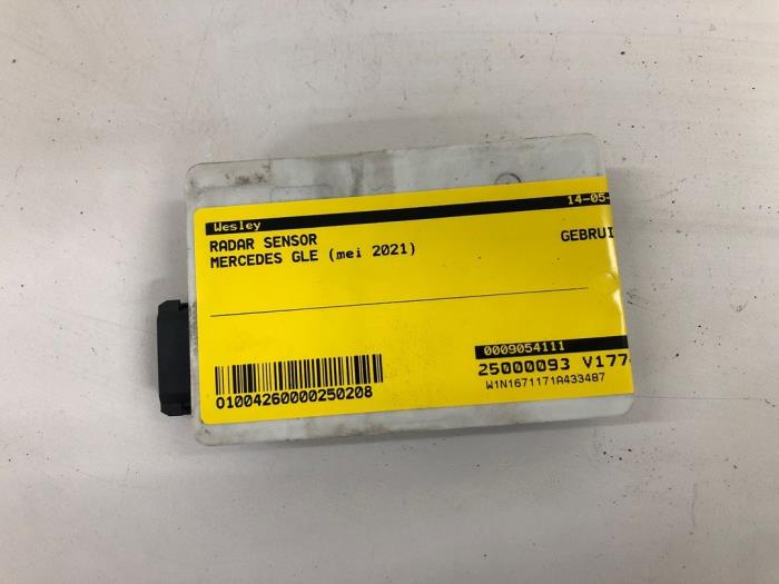 Begagnade Radarsensor Mercedes GLE (V167) 350de 2.0 Turbo 16V 4-Matic Pris € 236,25 Marginaltabell erbjuds av Wessel Parts & Service B.V.