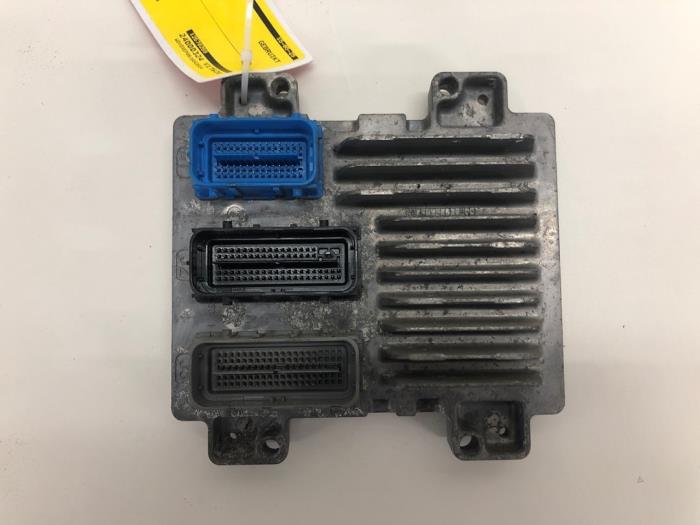 Used Engine management computer Opel Corsa E 1.2 16V Price € 103,95 Margin scheme offered by Wessel Parts & Service B.V.