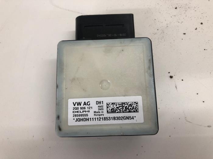 Usagé Module pompe carburant Volkswagen Polo VI (AW1) 1.6 TDI 16V 80 Prix € 40,95 Règlement à la marge proposé par Wessel Parts & Service B.V.