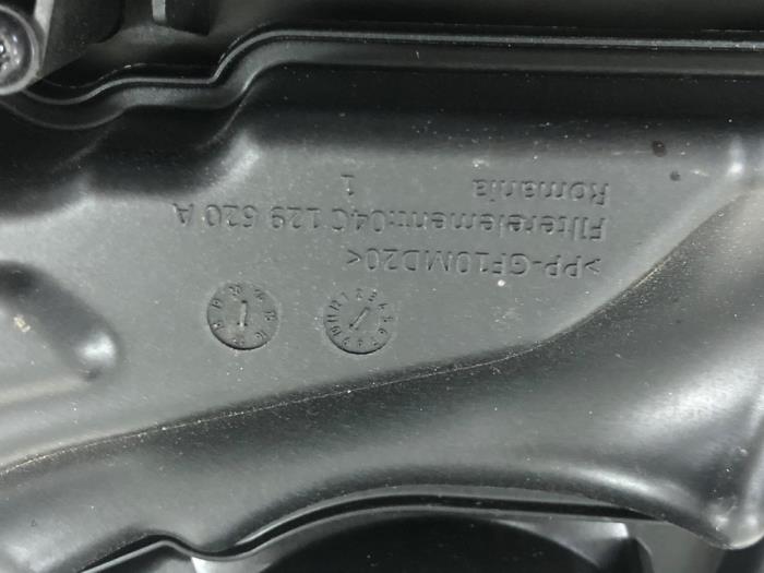 Gebrauchte Luftfiltergehäuse Volkswagen Polo VI (AW1) 1.0 TSI 12V Preis € 51,45 Margenregelung angeboten von Wessel Parts & Service B.V.