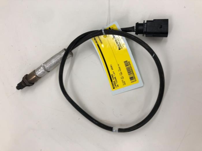 Lambda probe from a Volkswagen Tiguan (AD1) 2.0 TSI 16V 4Motion 2020