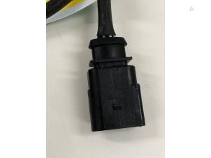 Lambda probe from a Volkswagen Tiguan (AD1) 2.0 TSI 16V 4Motion 2020