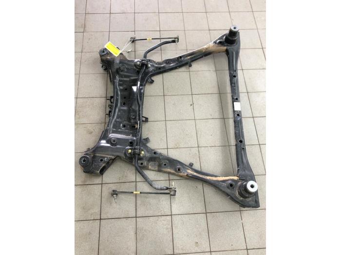 Usados Subchasis Hyundai Tucson (NX) 1.6 T-GDI HEV Precio € 523,95 Norma de margen ofrecido por Wessel Parts & Service B.V.