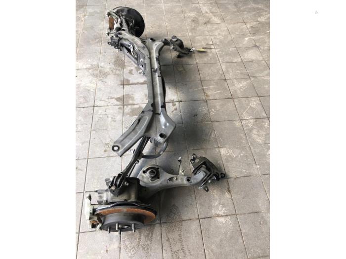 Gebrauchte Hinterachse Vorderradantrieb Toyota Yaris Cross (PB1/PJ1) 1.5 12V Hybrid 115 Preis € 838,95 Margenregelung angeboten von Wessel Parts & Service B.V.