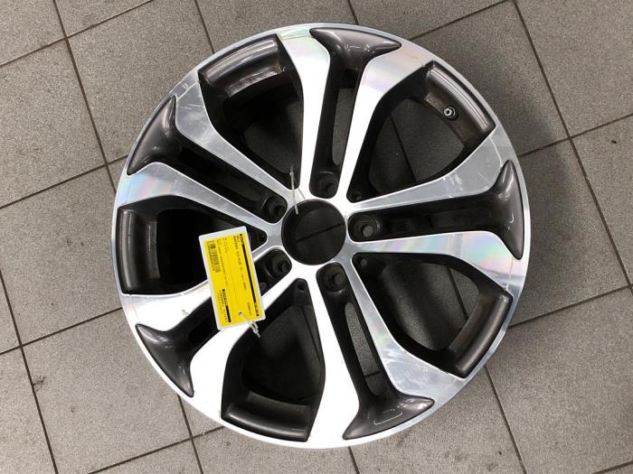 Używane Obrecz Mercedes GLC (X253) 2.0 C-220d 16V 4-Matic Cena € 183,75 Procedura marży oferowane przez Wessel Parts & Service B.V.