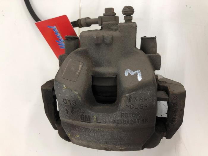 Usagé Etrier de frein avant gauche Opel Astra K 1.2 Turbo 12V Prix € 40,95 Règlement à la marge proposé par Wessel Parts & Service B.V.