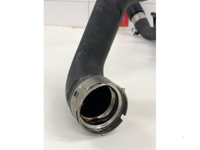 Gebrauchte Intercooler Rohr Opel Astra K 1.2 Turbo 12V Preis € 61,95 Margenregelung angeboten von Wessel Parts & Service B.V.
