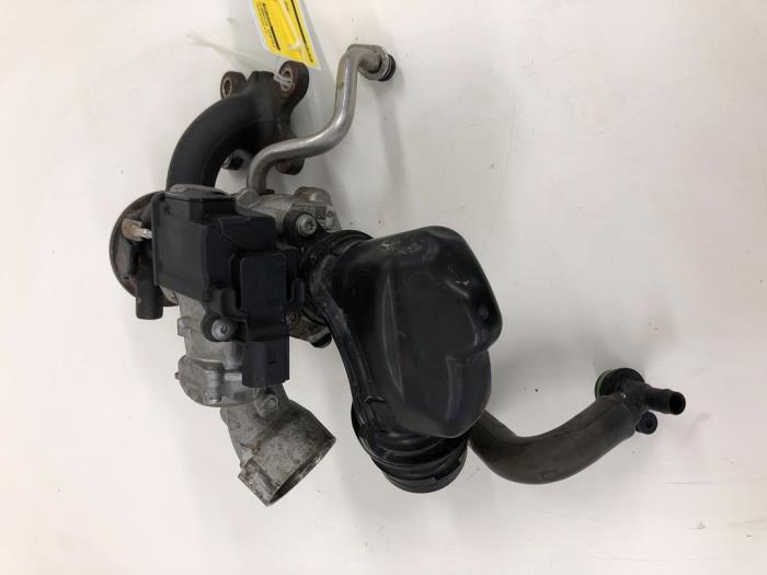 Usagé Turbo Skoda Octavia Combi (5EAC) 1.2 TSI 16V Prix € 208,95 Règlement à la marge proposé par Wessel Parts & Service B.V.