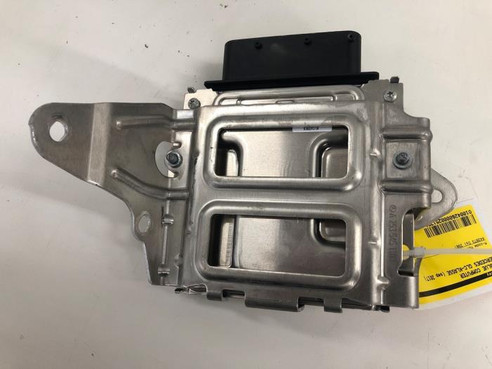 Usagé Ordinateur Adblue Mercedes GLC Coupe (C253) 3.0 350d V6 24V 4-Matic Prix € 51,45 Règlement à la marge proposé par Wessel Parts & Service B.V.