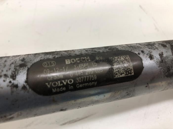 Gebrauchte Einspritzgehäuse Volvo V70 (BW) 2.4 D5 20V 205 Preis € 61,95 Margenregelung angeboten von Wessel Parts & Service B.V.